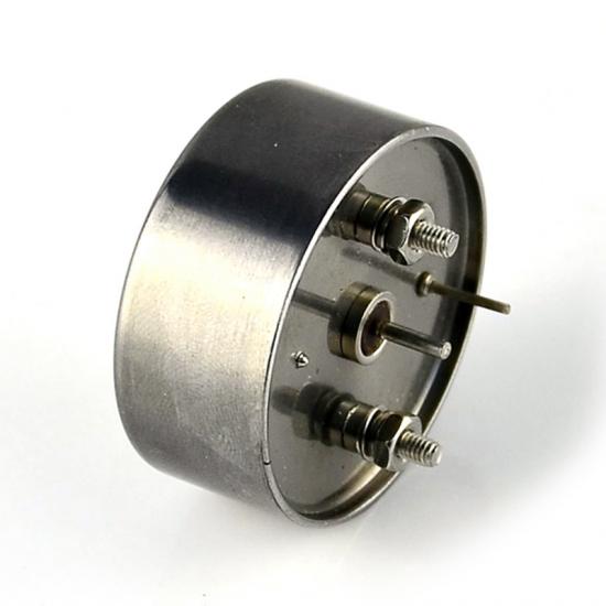 cce693e640ca5a7216cbe5dc14d82f33_medium 大功率混淆钽电容器